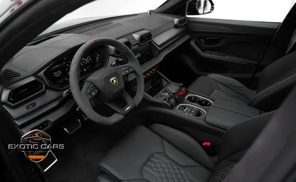 Lamborghini Urus 2025