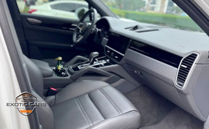 Porsche Cayenne 2022